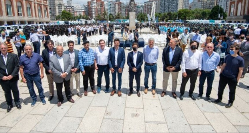 Axel Kicillof: “A partir de mañana habrá vacunación libre, gratuita y federal para todos los turistas que visiten la Provincia”