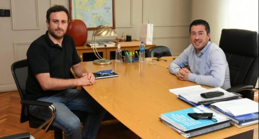 25 de Mayo: El Intendente Ralinqueo se reunió con el Ministro Nardini  