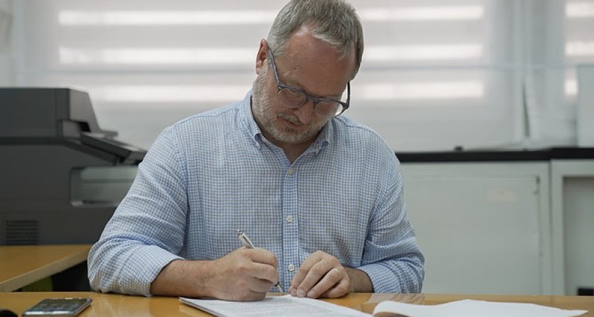 ACUMAR y la UNSAM firmaron un convenio para desarrollar los planes municipales de contingencia ante inundaciones