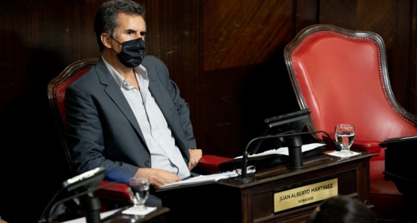 Juanci Martínez reafirmó su rechazo a las reelecciones indefinidas y brindó su apoyo al Presupuesto 2022