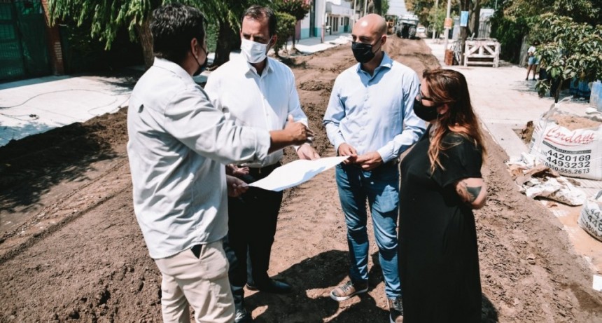Escobar: Ariel Sujarchuk y Beto Ramil recorrieron distintos trabajos de pavimentación y puesta en valor del espacio público