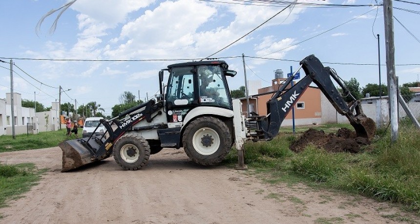 Lincoln: Se trabaja en la ampliación de la red de cloacas en el barrio “Eduardo Mango”
