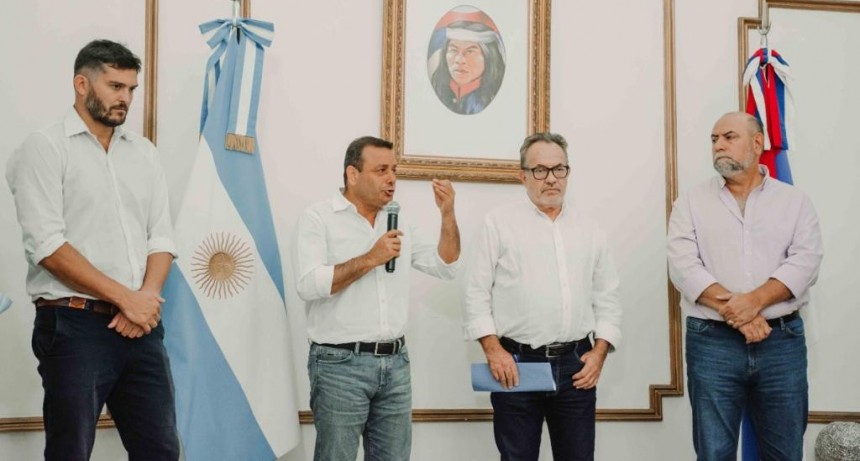 Misiones: Herrera Ahuad entregó nueva línea de créditos a aserraderos, carpinterías y viveros 