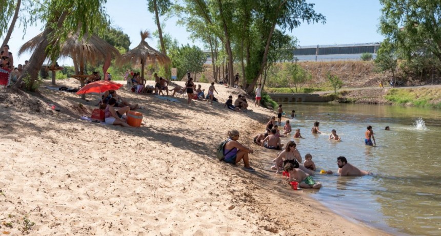 San Nicolás: La Municipalidad habilitó un nuevo espacio público para disfrutar el verano 