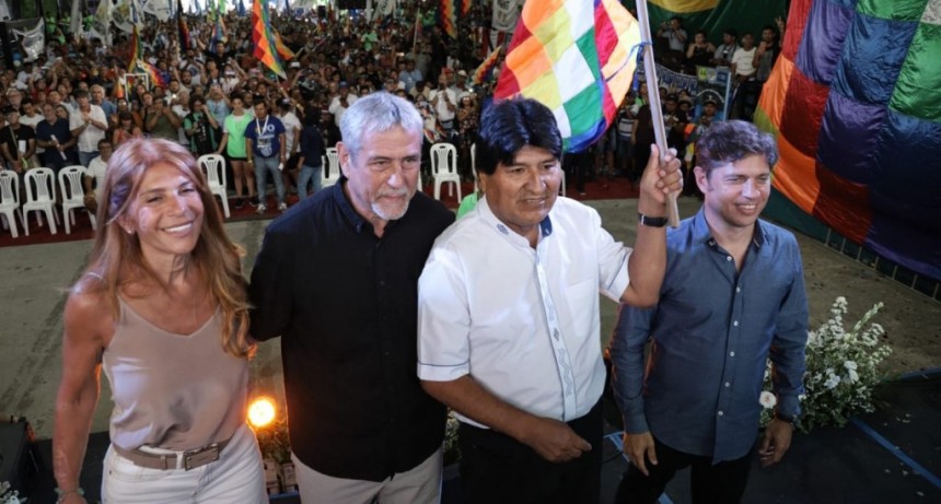 Evo Morales, Axel Kicillof y Jorge Ferraresi celebraron los 14 años del Estado Plurinacional de Bolivia en Avellaneda 