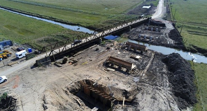 La Provincia está llevando a cabo obras en puentes y alcantarillas en 29 municipios bonaerenses