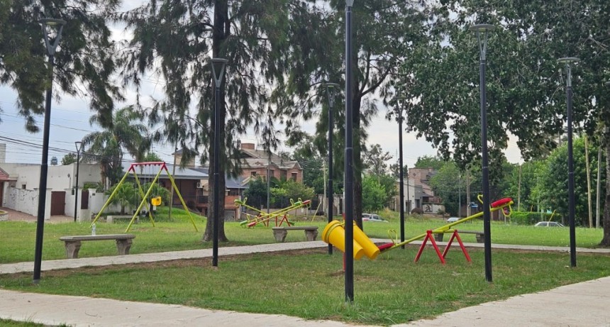 Luján: La Municipalidad realiza obras de mejoramiento en la nueva plaza del barrio San Bernardo 
