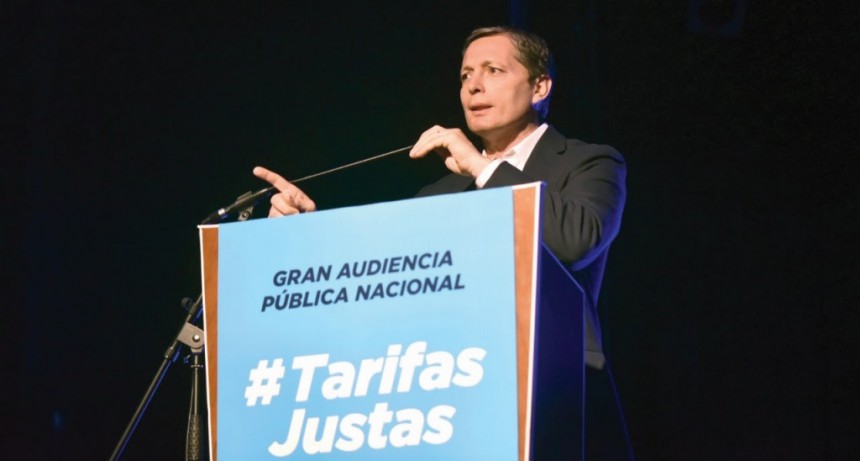 E. Echeverría: Gray presentó una acción de amparo para suspender la audiencia pública por la tarifa de gas 