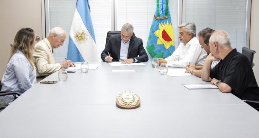 Avellaneda: Ferraresi firmó el acta de inicio de obras en Sarandí