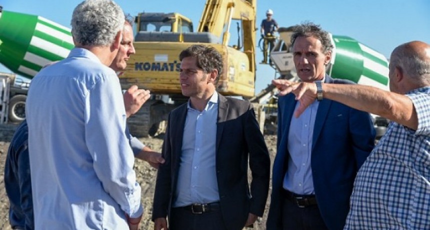 Kicillof y Katopodis recorrieron el inició de la obra de la Autovía Ruta 11, entre Villa Gesell y Mar Chiquita