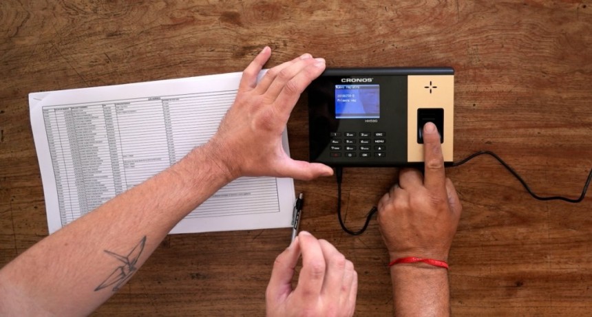 La Plata: Inició el control biométrico de ingreso y egreso al personal municipal