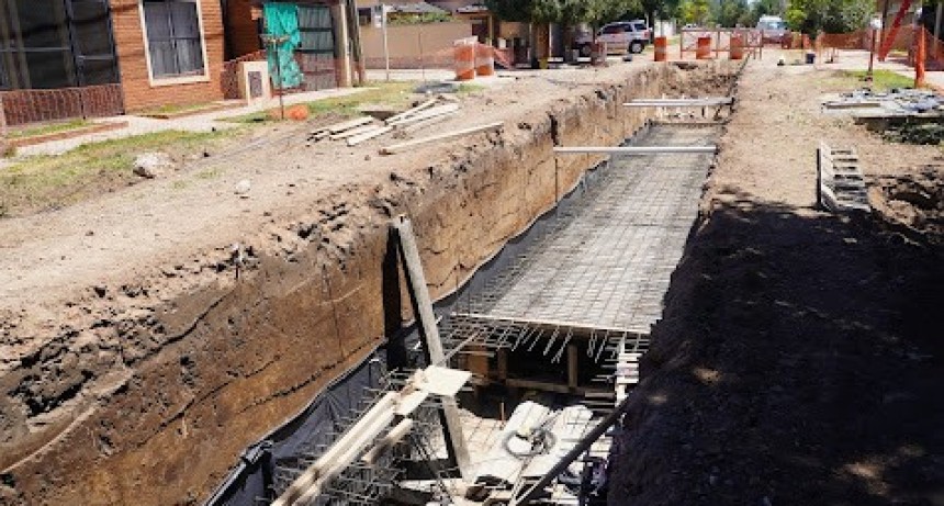 Mercedes: Avanza el canal hídrico más grande construido en la ciudad