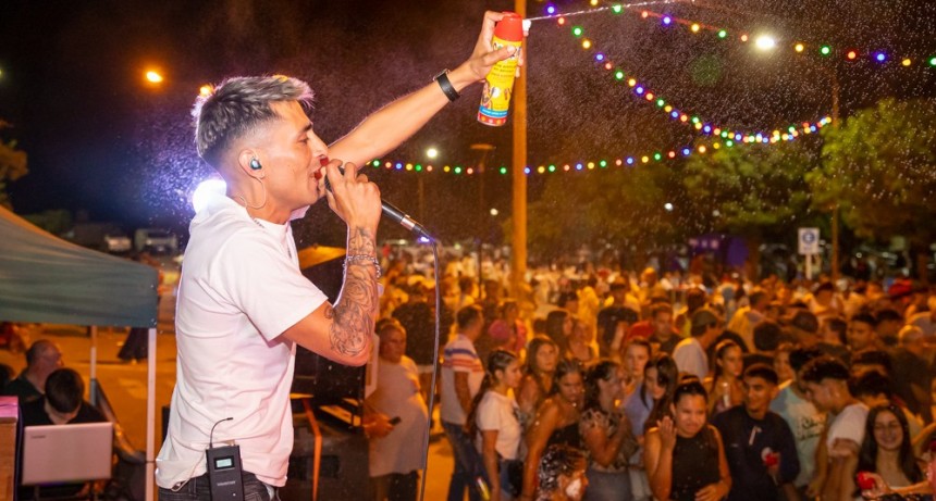 Lincoln: El brillo y la alegría del carnaval llegan a Arenaza