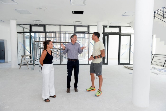 Katopodis recorrió las obras de la Casa de la Provincia de General Rodríguez