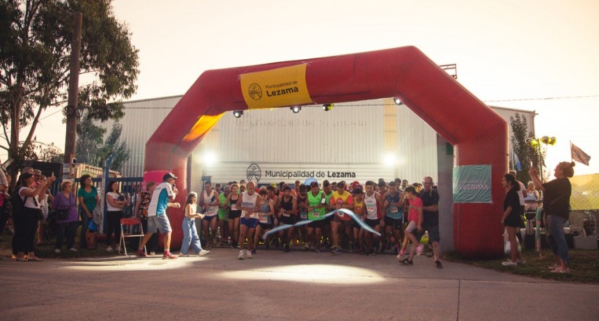 Lezama: Exitosa maratón nocturna por las calles del pueblo 