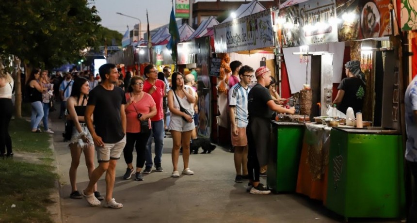 Vicente López: Gran regreso de la Feria de las Colectividades a Villa Adelina
