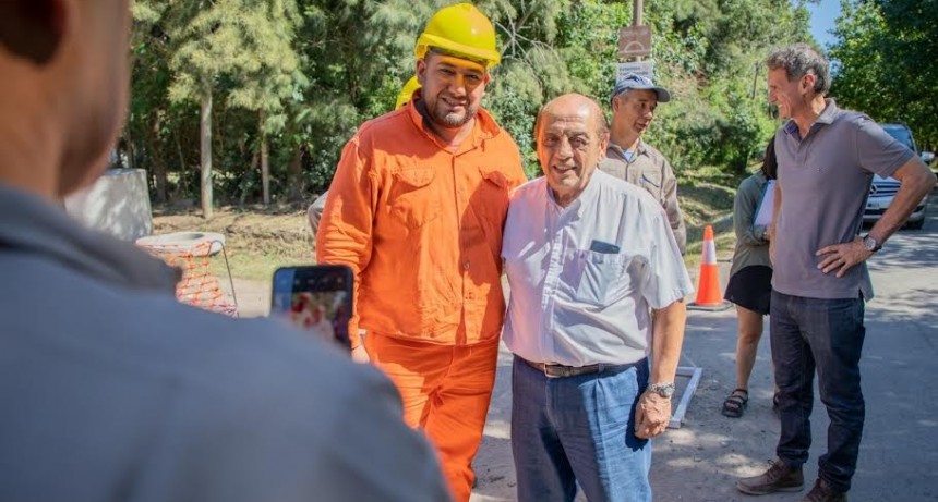 Berazategui: Mussi y Katopodis recorrieron obras de extensión cloacal en Ranelagh 