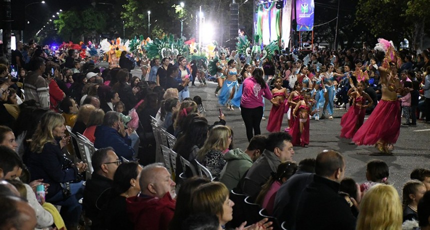 Chivilcoy: La ciudad disfrutó de toda la magia del Carnaval