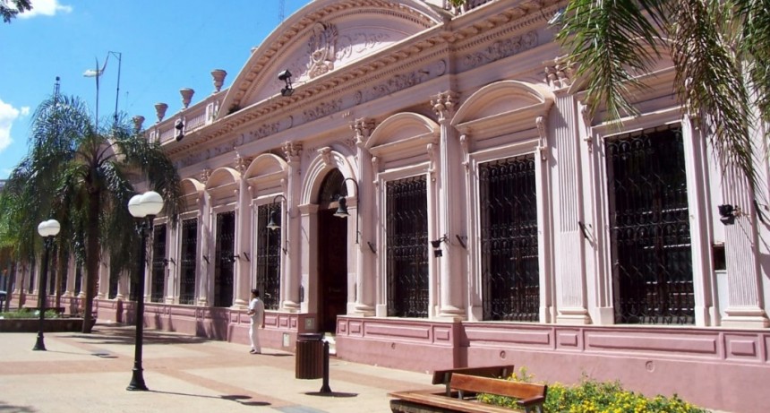 Misiones: El Gobierno Provincial adelantara los fondos correspondientes al salario docente que adeuda Nación
