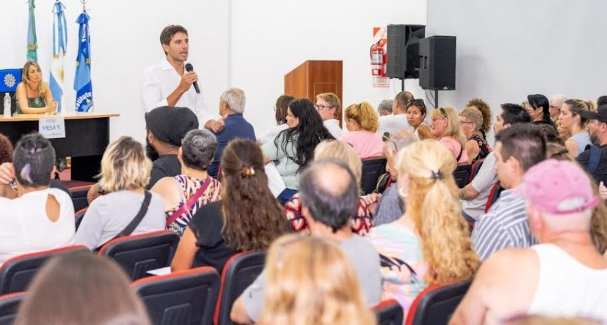 San Nicolás: Passaglia firmó escrituras de familias locales