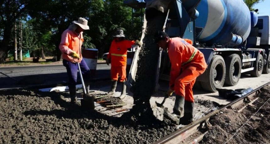 Avanza la obra de repavimentación en la Ruta N°205