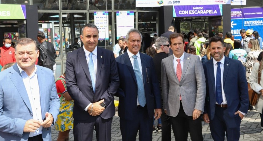 Scioli encabezó la delegación argentina en busca de inversiones en Colombia
