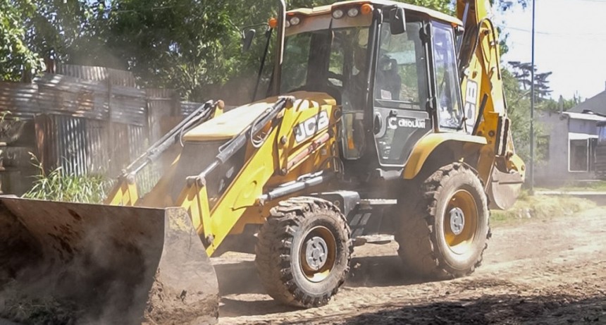 San Nicolás: Passaglia recorrió las obras de pavimentación en Barrio Colombini
