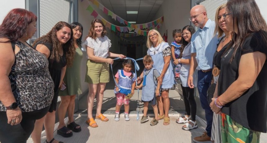 Moreno: Mariel Fernández inauguró las ampliaciones del Jardín N° 959 y de la Escuela N° 81 en La Perla 