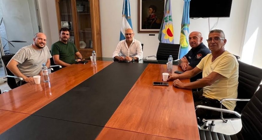 Balcarce: El Intendente se reunió con integrantes del Malbrán 