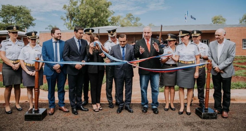 Misiones: Herrera Ahuad inauguró el nuevo edificio de la Universidad de las fuerzas de seguridad 