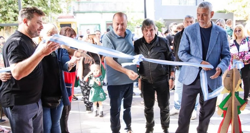 Avellaneda: Ferraresi inauguró el nuevo edificio del jardín de infantes del STMA