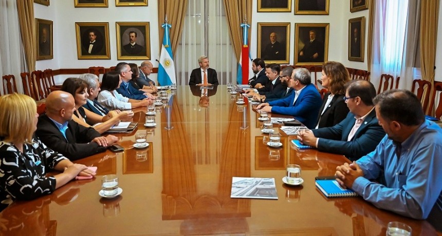 Entre Ríos: El Gobierno Provincial avanza en una agenda por la educación pública y en una “relación estratégica” con la UNER