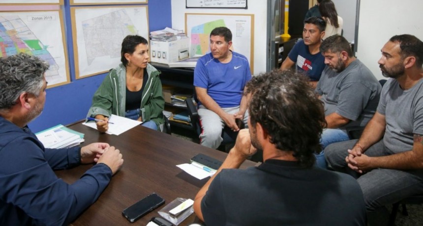 Quilmes: Mendoza recorrió las zonas afectadas por el temporal y coordino acciones en diferentes áreas 