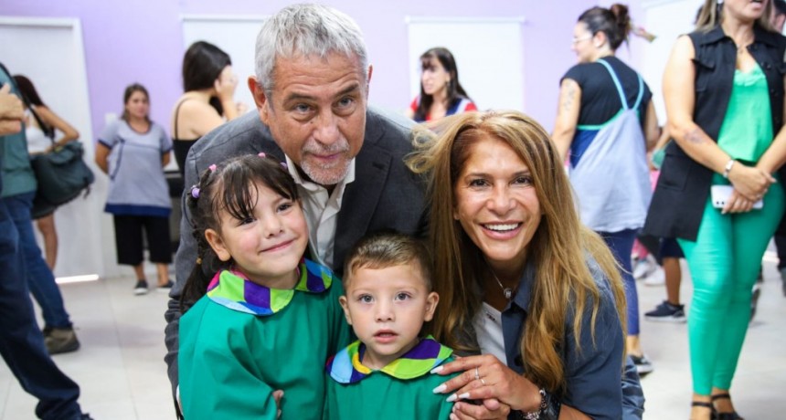 Avellaneda: En el inicio del ciclo lectivo, Ferraresi inauguró obras por $144 millones en la Primaria 40