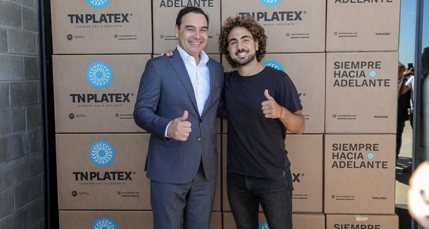 Corrientes: Valdés inauguró la nueva nave industrial de TN Platex y ratificó su apoyo hacia el sector textil