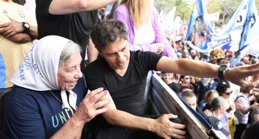 Kicillof participó de la marcha por el Día Nacional de la Memoria por la Verdad y la Justicia