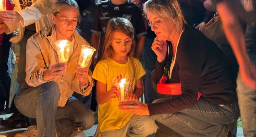 Berisso: Con la tradicional Vigilia se recordó a los desaparecidos y las desaparecidas
