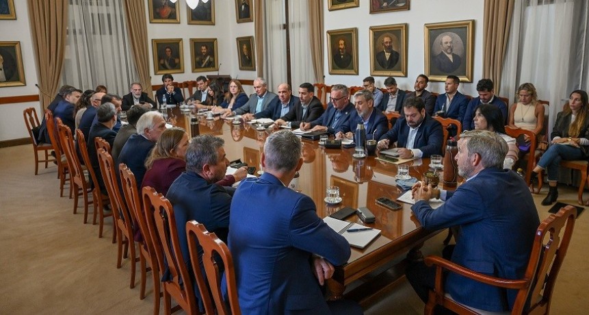 Entre R&iacute;os: El gobierno provincial fortalece pol&iacute;ticas p&uacute;blicas para la prevenci&oacute;n del suicidio