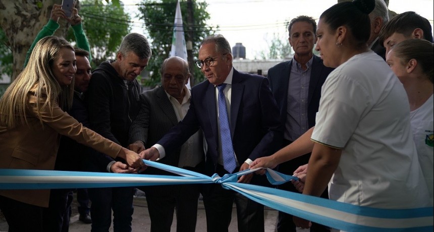 Ituzaingó: Alberto Descalzo inauguró el Centro Regional Universitario 