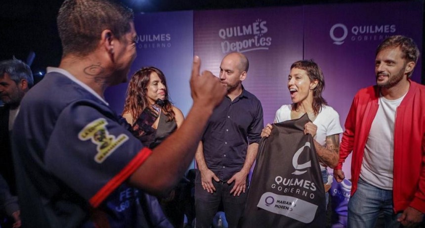 Quilmes: Mayra Mendoza entregó material deportivo a más de 90 clubes de barrio 