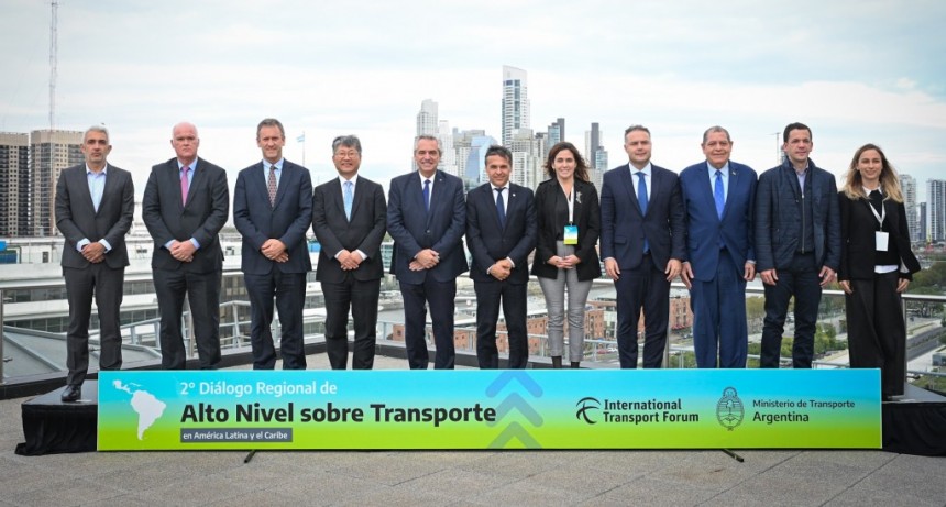 Alberto Fernández encabezó el cierre del segundo Diálogo Regional sobre Transporte
