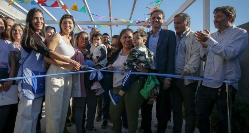 Quilmes: Mendoza y el Ministro Katopodis inauguraron el nuevo Centro de Desarrollo Infantil “Néstor Kirchner” 