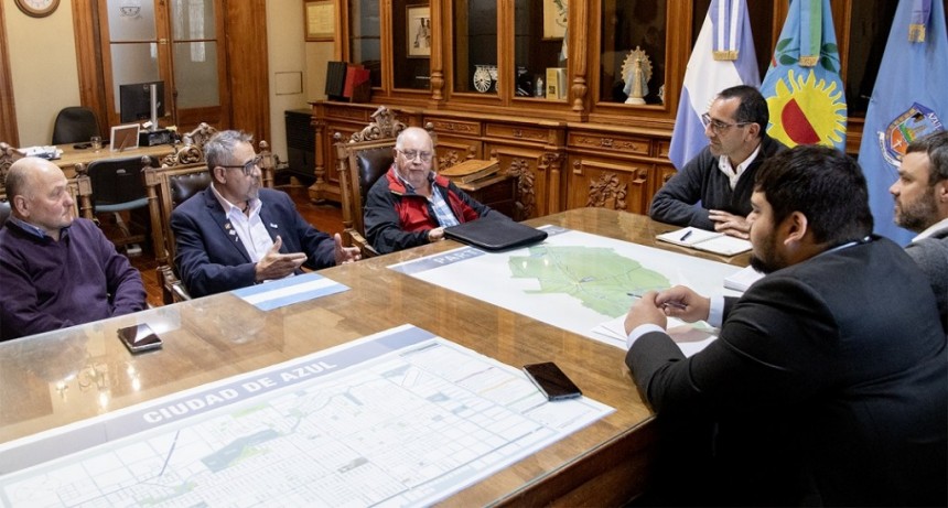 Azul: Sombra se reunió con referentes de la Federación de Almaceneros de la Provincia