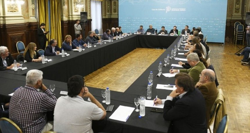 Kicillof recibió a representantes de la Mesa Agropecuaria