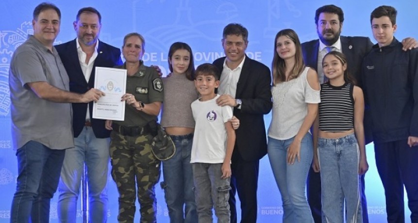 Kicillof inauguró las obras de refacción integral del Jardín de Infantes N°912 y entregó escrituras gratuitas en Lincoln