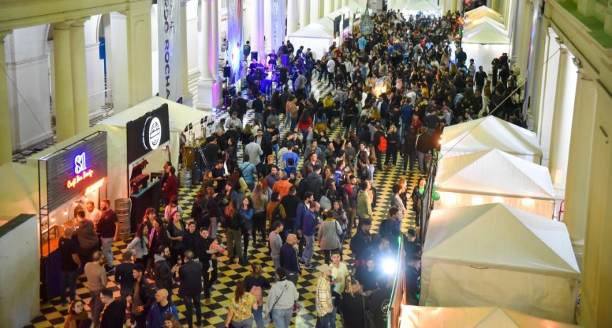 La Plata: Más de 10 mil personas disfrutaron del Festival de la Cultura Cervecera Platense