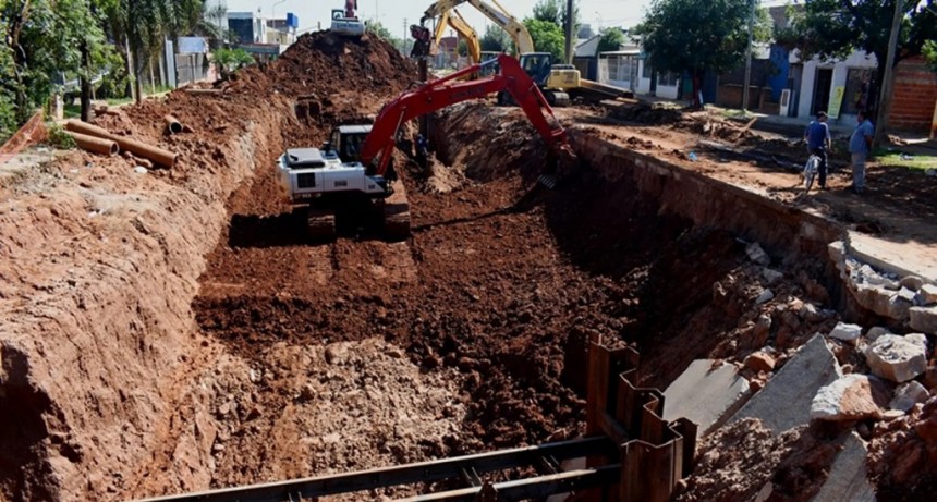 Corrientes: La Provincia terminó el tendido del nuevo ducto en avenida Frondizi 