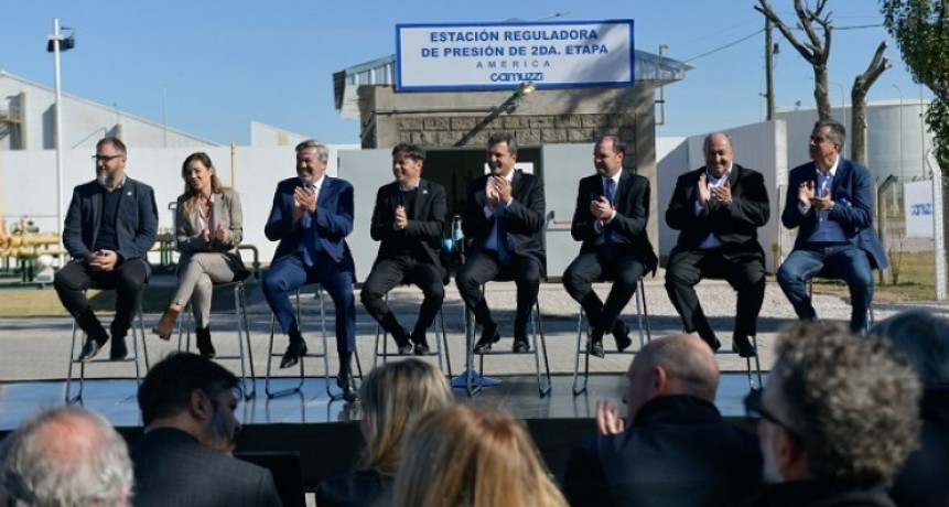 Kicillof y Massa inauguraron el gasoducto que abastecerá a la ciudad de América