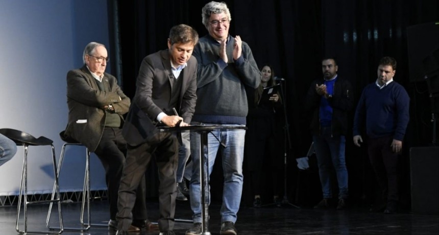 Tandil firmó la adhesión a la 3ra. etapa del Plan de Mejora de Caminos Rurales