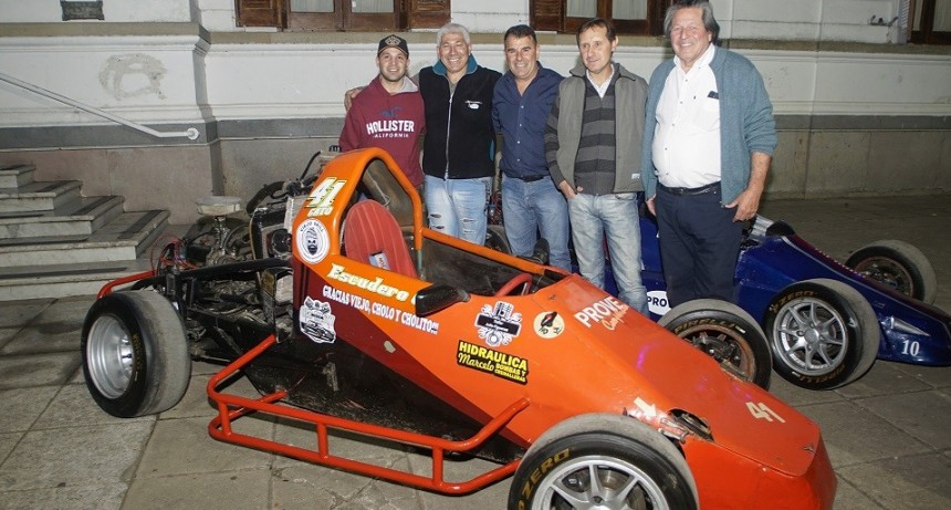 Azul: Se realizará una competencia automovilística en el autódromo local